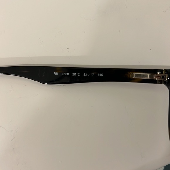 Ray Ban Men's Sunglasses no RX - Picture 5 of 8